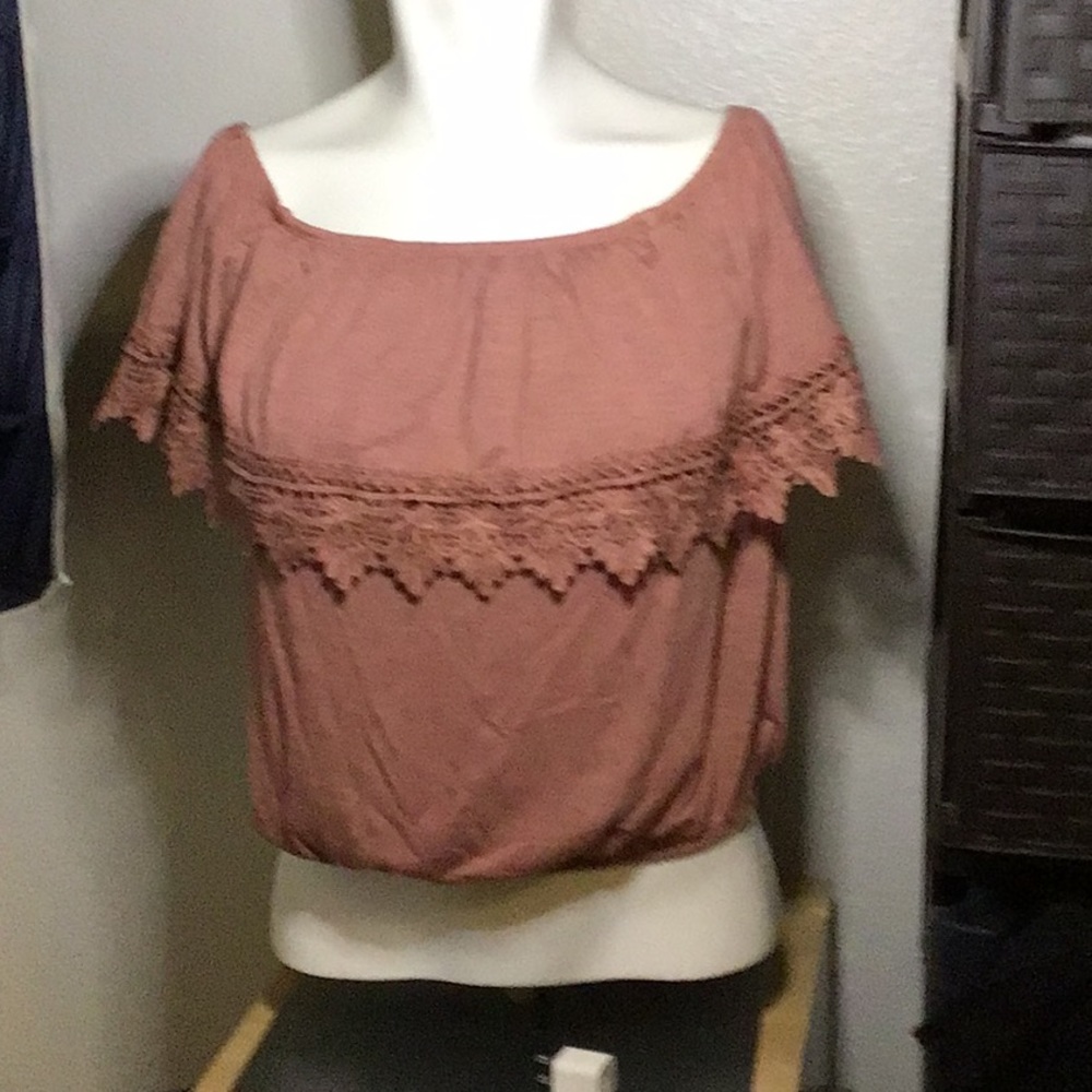 Paper + tee shirt size small